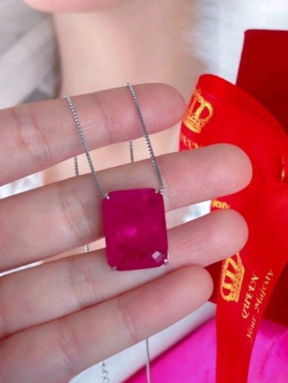 New Fushia Pink Ruby 10ct Necklace - Picture 4 of 7